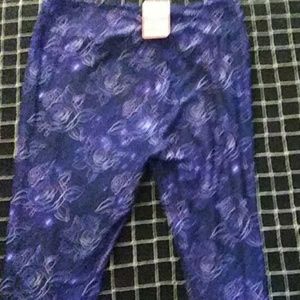 Purple floral leggings Plus sz.